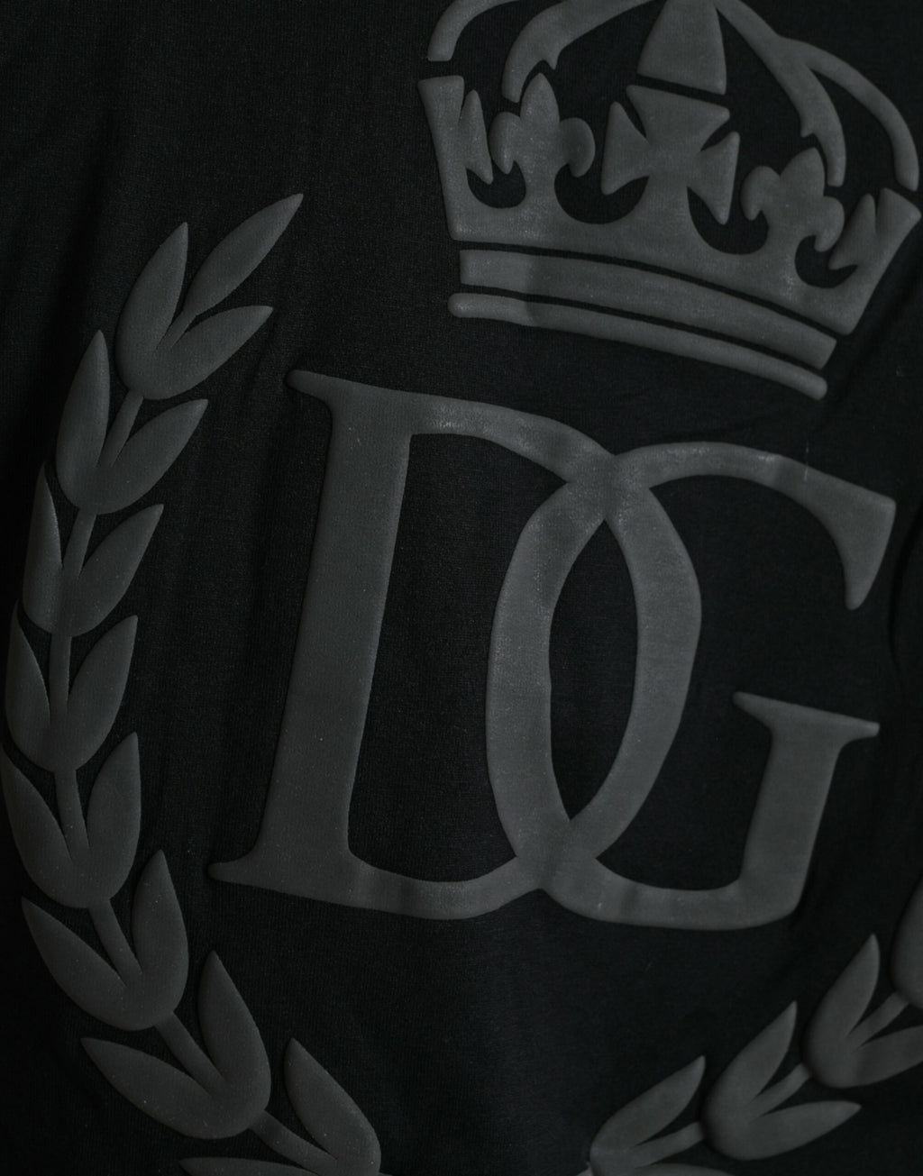 Black Logo Embossed Crew Neck Short Sleeves T-shirt